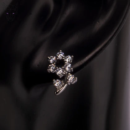 گوشواره میخی شاخه گل فول نگین ژوپینگ