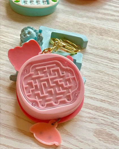 جاکلیدی بچگانه دارای ماشین حساب