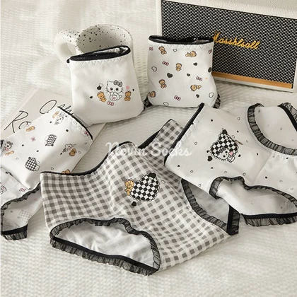 شورت Hello Kittyکد1299 ( سایز 38 الی 42)