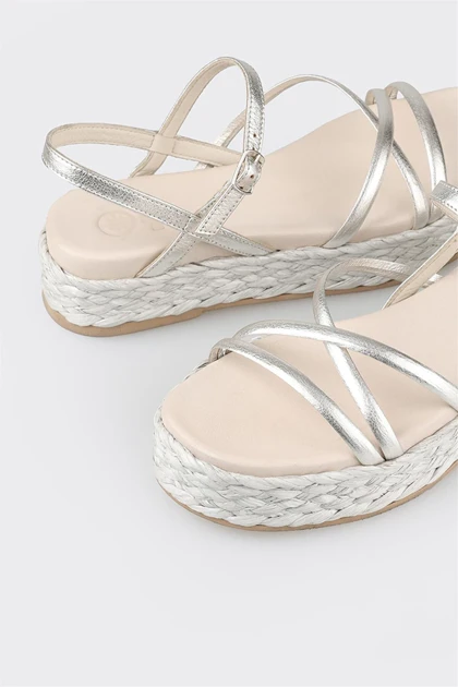 صندل زنانه اورجینال elle