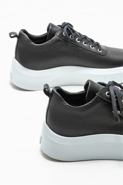 کتانی مردانه اورجینال elle