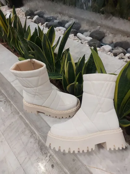 بوت پلنگی اسپرت زنانه کد 2519