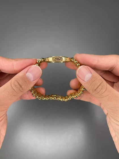 ساعت مچی ورساچه قاب چرخشی صفحه سرمه ای Versace