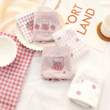 شورت طرح Teddy & Strawberry ( سایز L)