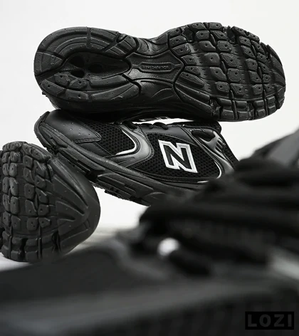 کفش کتانی مردانه و زنانه مشکی NEW BALANCE 530 مدل 3141