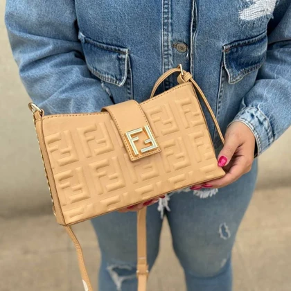 کیف زنانه فندی Fendi Baguette Bag A01