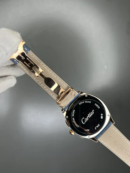 ساعت مچی کارتیه کورنوگراف قاب رزگلد صفحه آبی Cartier