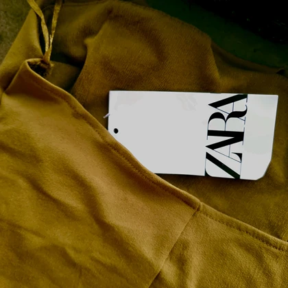 نیم‌تنه دکلته اکر Zara304