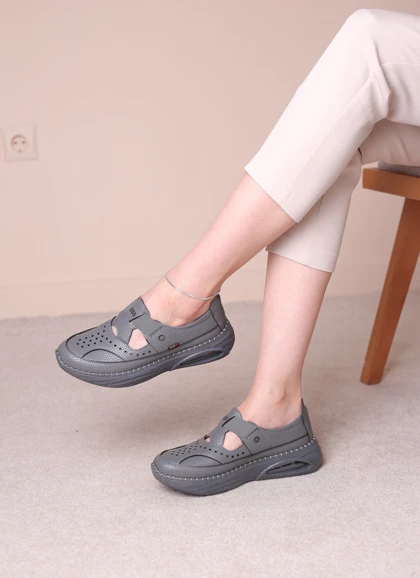 کفش پرسنلی زنانه کد 555