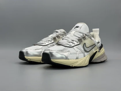 کتانی نایکی وی2کی ران کروم رپلیکا/Nike V2K Run chrome