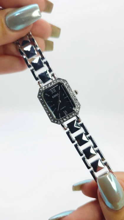 ساعت مچی زنانه مجلسی EHHE نگین‌دار با موتور کوارتز