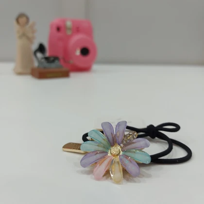 کش مو زنانه مدل فانتزی طرح بابونه