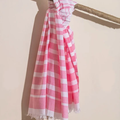 حوله استخری ال سی وایکیکی مدل Fedura سایز 90x165 سانتی متر
