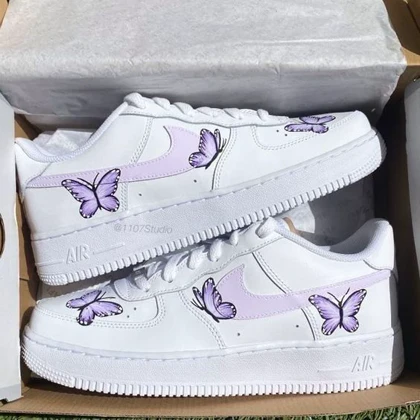 کفش اسپرت کاستوم کتانی ایرفورس air force طرح Purple Butterfly نایک nike کد 141613
