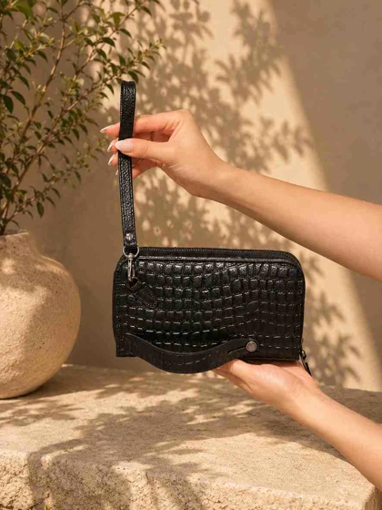 کیف چرم دستی مردانه مشکی سنگی چرم اصل گاوی