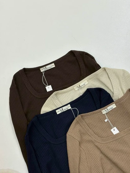 بلوز کشبافت یقه خشت 602