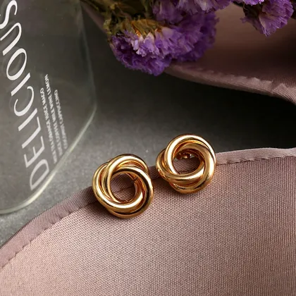 گوشواره میخی فشن زارا