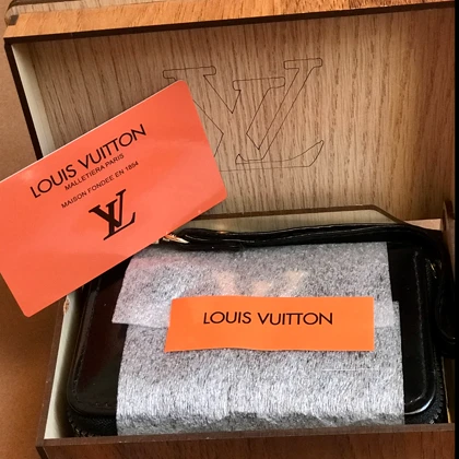 جاکارتی لویی ویتون(کیف پول) کد 1103