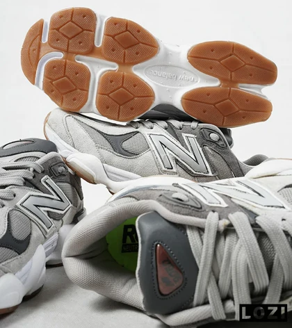 کفش کتانی تمام طوسی زیر سفید NEW BALANCE 9060
