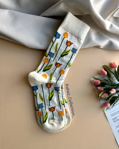 جوراب طرح‌دار ساق‌دار