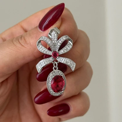 گوشواره زنانه مجلسی پاپیون کد 808