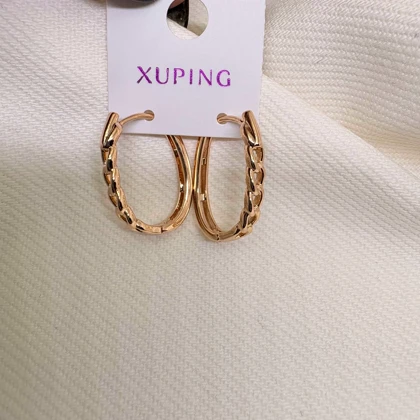 گوشواره ژوپینگ مدل «حلقه زنجیری» (بیضی) | بافت کارتیر در قابی متفاوت