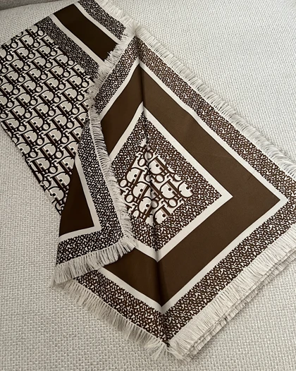 scarf 0217