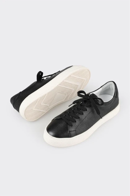 کتانی مردانه اله elle