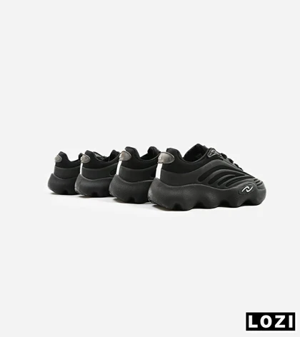 کفش کتانی مردانه مشکی ADIDAS yeezy 700 v2