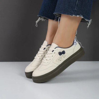 کفش اسپرت و راحتی زنانه و دخترانه رنگ کرم کد M812