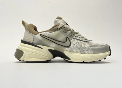 کفش ورزشی نایک وی تو کی v2k کرم کیفیت مستر