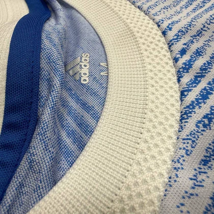 کیت دوم منچستر یونایتد 2021-2022 چاپ رونالدو