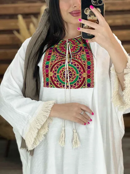 مانتو سنتی جلوبسته