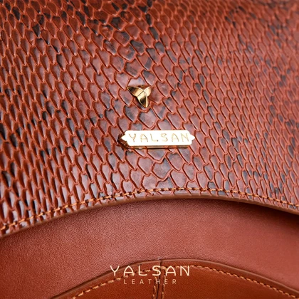 کیف دوشی زنانه چرم یلسان مدل آیریا کد 124-MRV