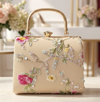 کیف مجلسی زنانه مدل گلسای کرم