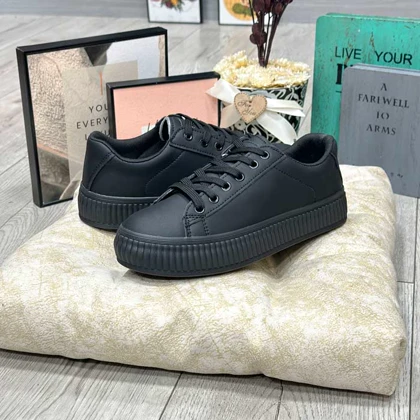 ونس زنانه رنگ مشکی vans