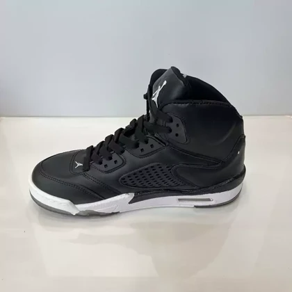 کفش بسکتبالی نایک جردن 5 Jordan مشکی زیر سفید