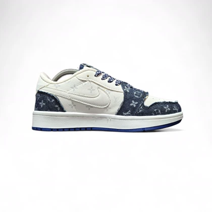 کتانی نایک ترویس طرح لی