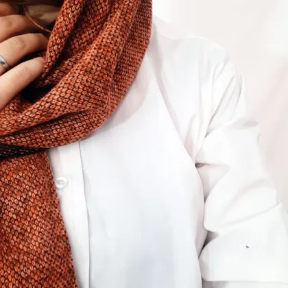 شال پشمی آجری