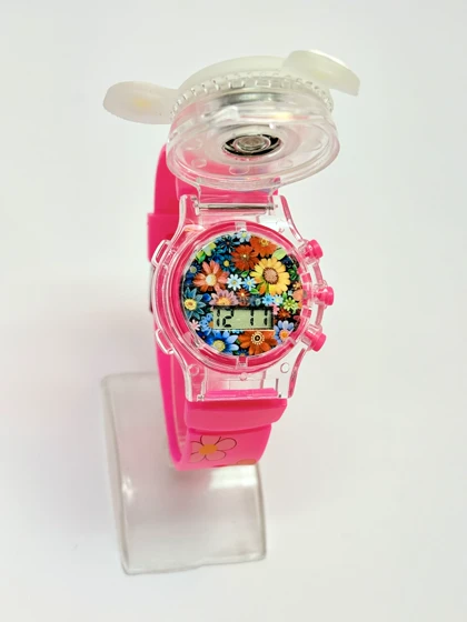 ساعت بچگانه چراغ دار چرخشی