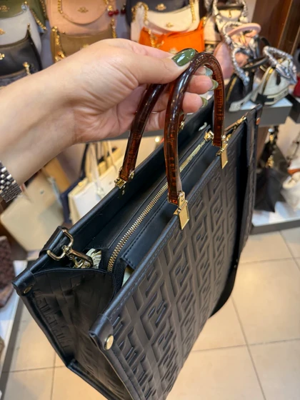 کیف دستی و دوشی زنانه و دخترانه فندی چاپدار