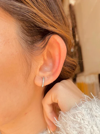 پیرسینگ فیک لب و گوش نگینی