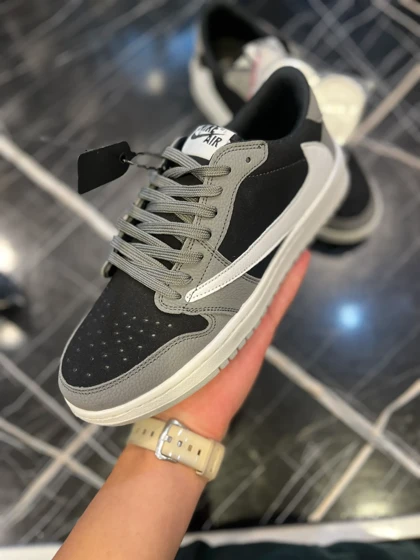 کتانی NIKE travis scott طوسی سفید