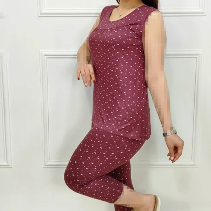 تی‌شرت چین‌دار و شلوارک