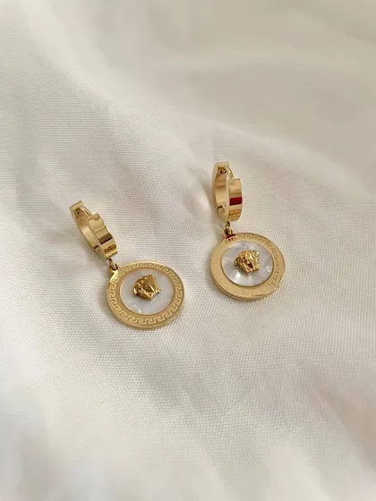 گوشواره ورساچه