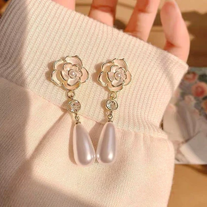 گوشواره شکوفه آویز