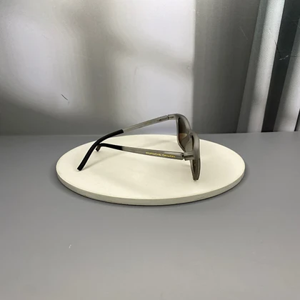 عینک آفتابی پورشه دیزاین با فریم کائوچو و لنز پلی‌کربنات پلاریزه UV400 Porsche Design Premium