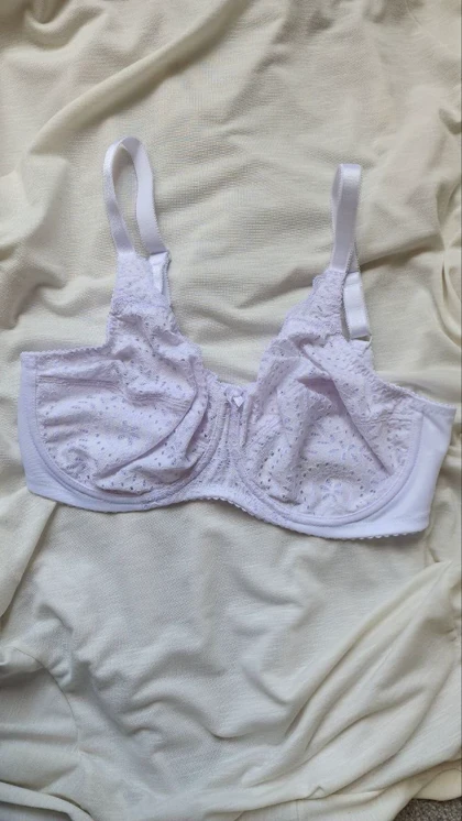 سوتین نخی فنردار بدون ابر SHANDERMAN کد: 2444