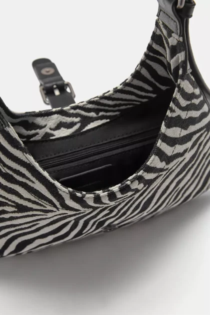 کیف دوشی زنانه طرح زبرا اورجینال پول اند بیر PULL & BEAR