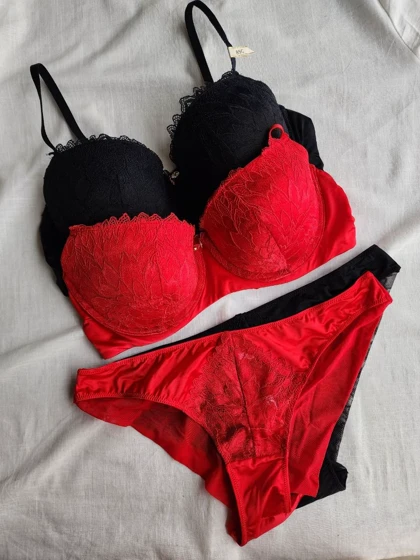 ست شورت و سوتین دانتل جکدار فنردار اروپایی AngGee کد: 5210